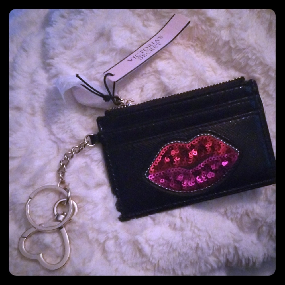 Victoria secret ID